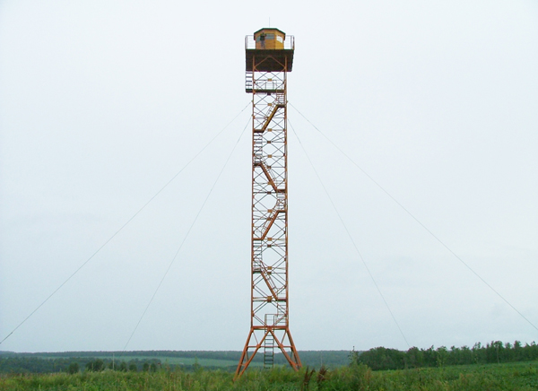 衡水東盛鐵塔森林防火瞭望塔產品圖